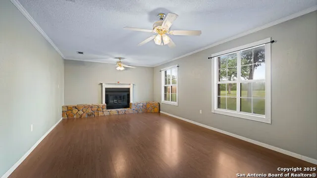 8058 Milam County Road 455 Thorndale, TX 76577