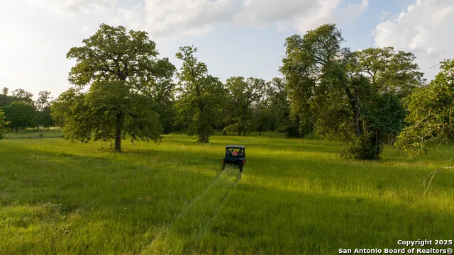 8058 Milam County Road 455 Thorndale, TX 76577