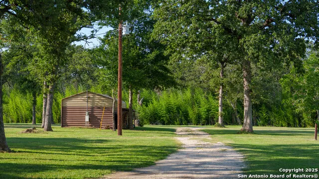 8058 Milam County Road 455 Thorndale, TX 76577