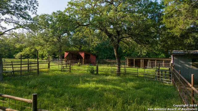 8058 Milam County Road 455 Thorndale, TX 76577