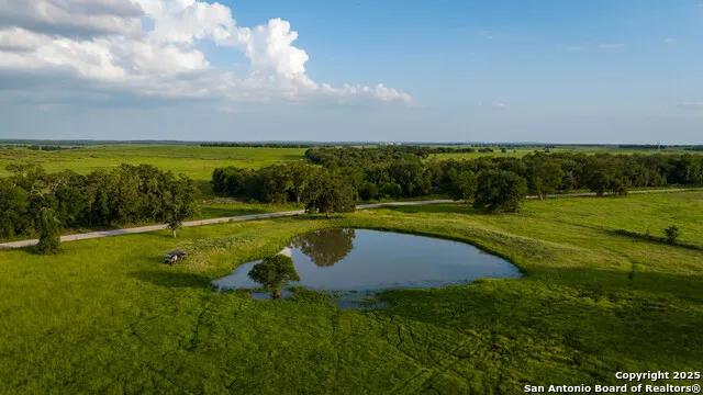 8058 Milam County Road 455 Thorndale, TX 76577
