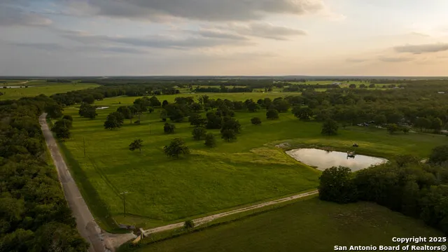 8058 Milam County Road 455 Thorndale, TX 76577
