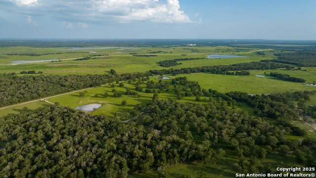 8058 Milam County Road 455 Thorndale, TX 76577