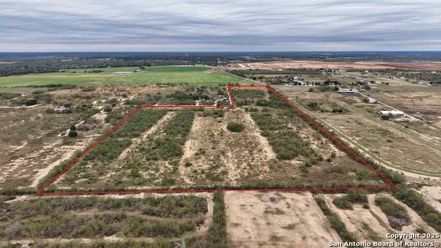 16687 Pr 681 Lytle, TX 78052