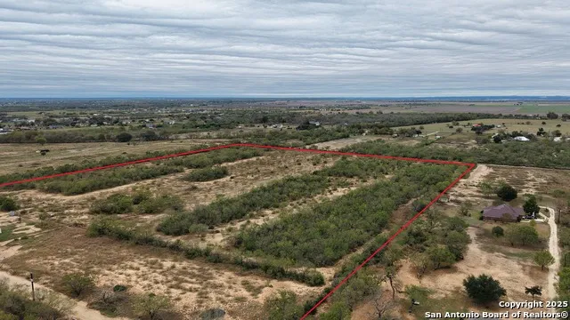 16687 Pr 681 Lytle, TX 78052