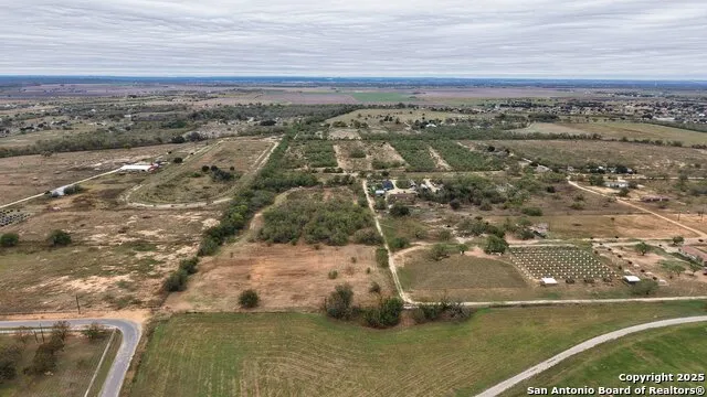 16687 Pr 681 Lytle, TX 78052