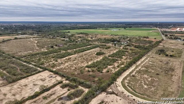 16687 Pr 681 Lytle, TX 78052