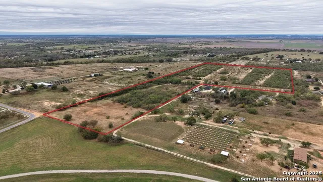16687 Pr 681 Lytle, TX 78052