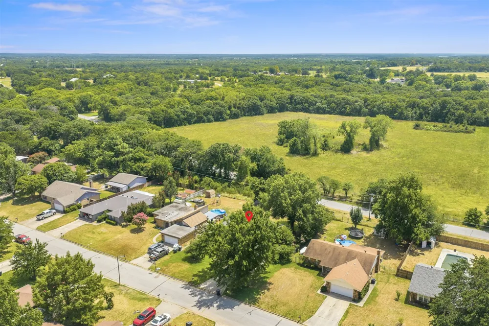312 Beaumont Drive Ardmore, OK 73401
