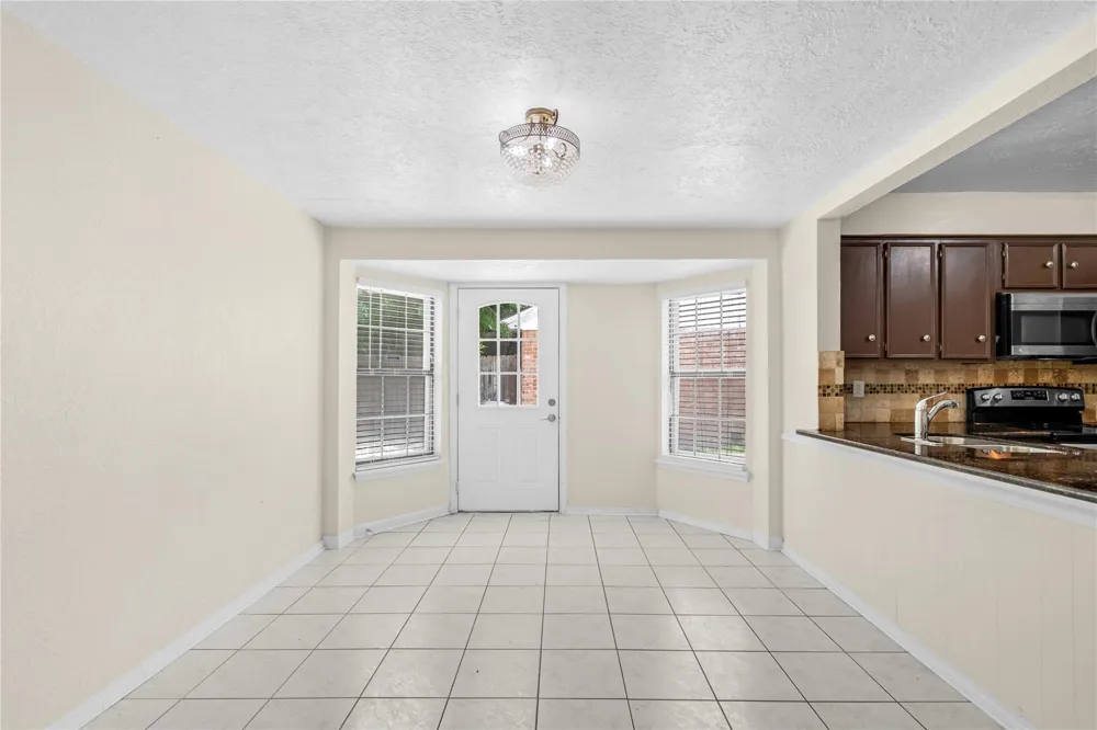 10606 Beckfield Drive Houston, TX 77099