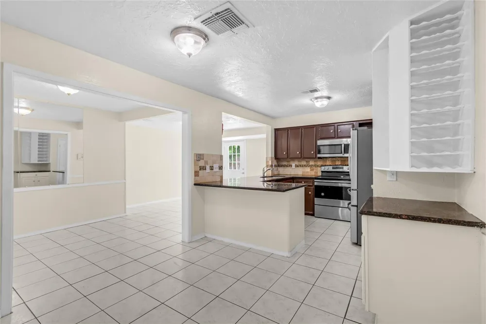 10606 Beckfield Drive Houston, TX 77099