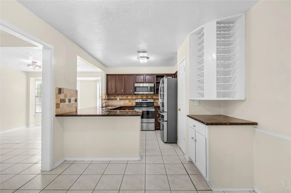 10606 Beckfield Drive Houston, TX 77099