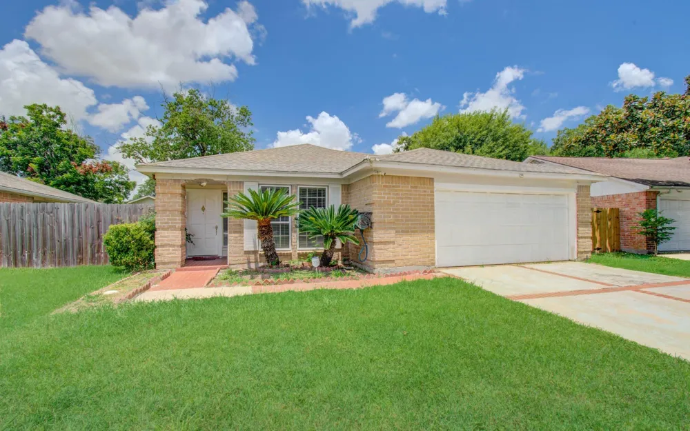 10606 Beckfield Drive Houston, TX 77099