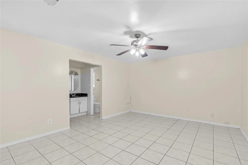 10606 Beckfield Drive Houston, TX 77099