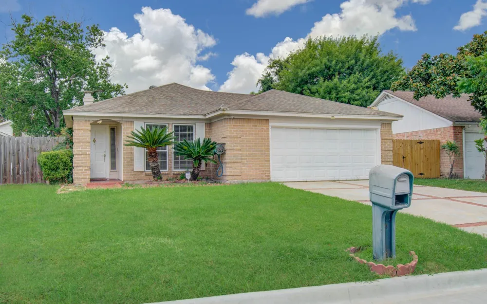 10606 Beckfield Drive Houston, TX 77099