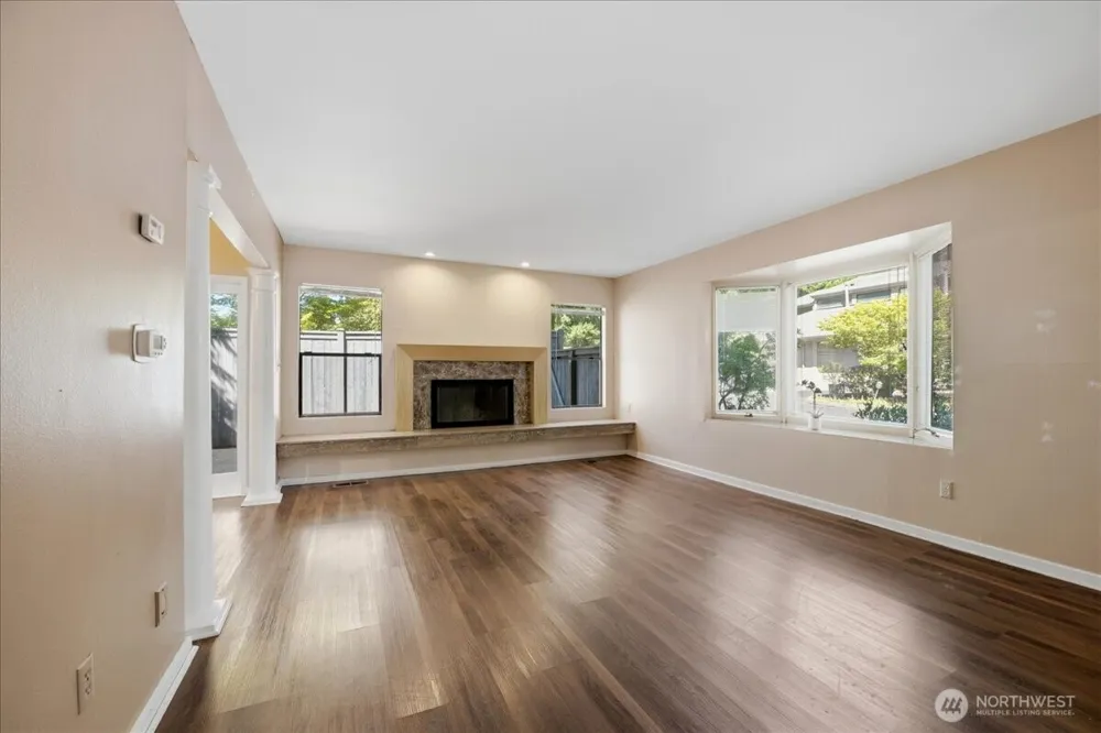 19507 86th Avenue W #507 Edmonds, WA 98026