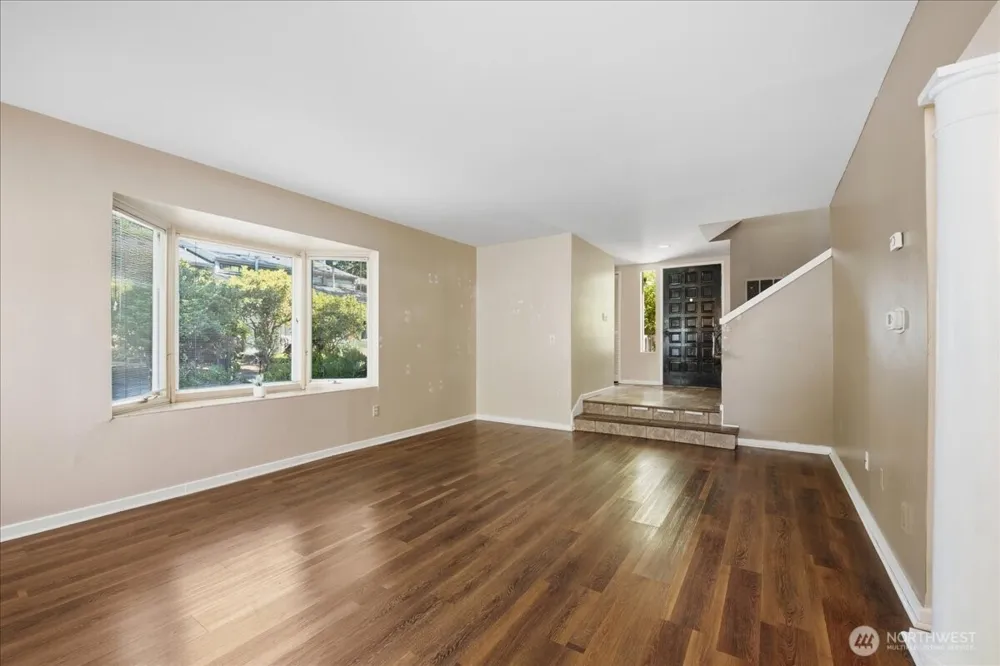 19507 86th Avenue W #507 Edmonds, WA 98026