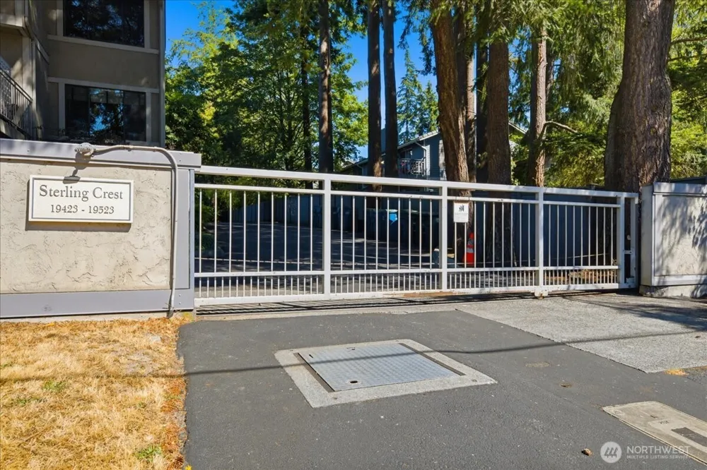 19507 86th Avenue W #507 Edmonds, WA 98026