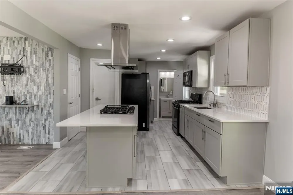 60 Beech Street Maywood, NJ 07607