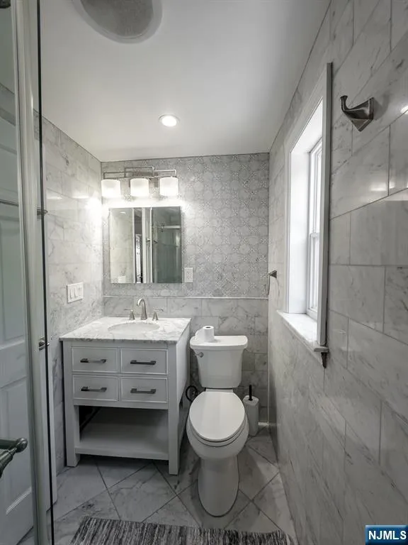 60 Beech Street Maywood, NJ 07607