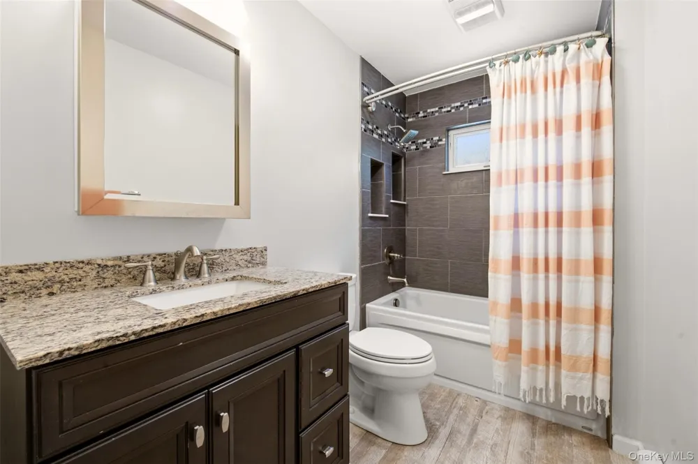 20 Musket Drive Shirley, NY 11967