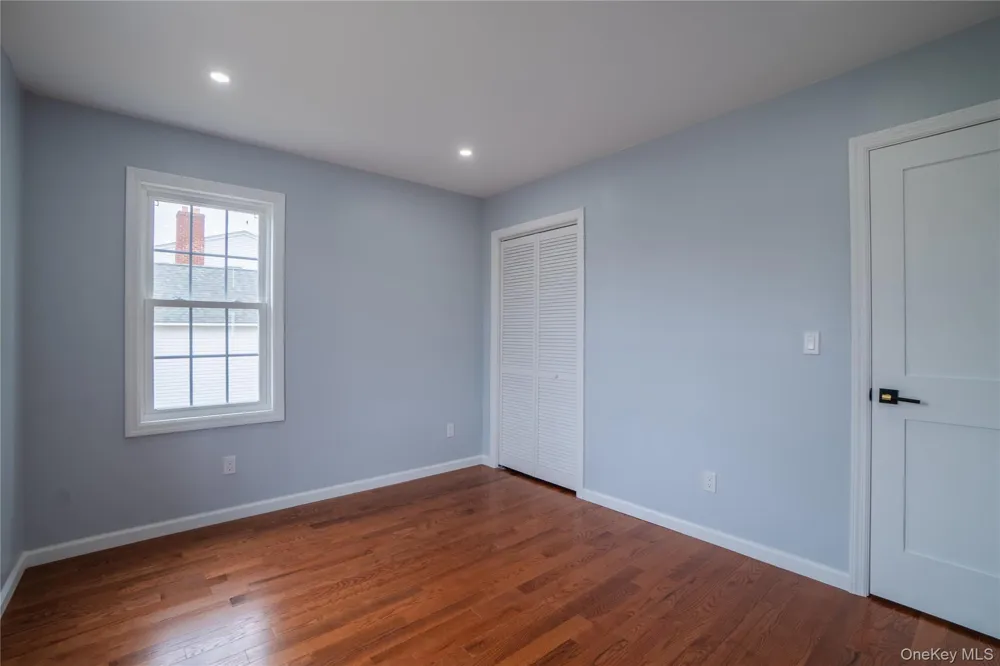 139 maple Avenue Bethpage, NY 11714