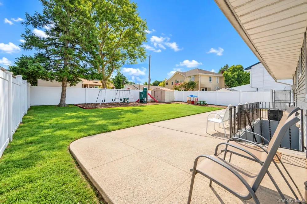 865 Prescott Street Valley Stream, NY 11580