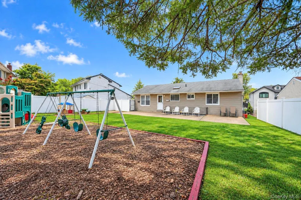 865 Prescott Street Valley Stream, NY 11580