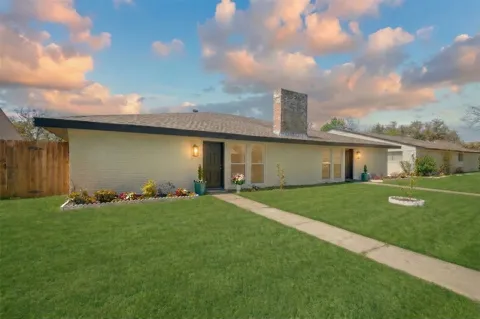 310 Candlewood Place