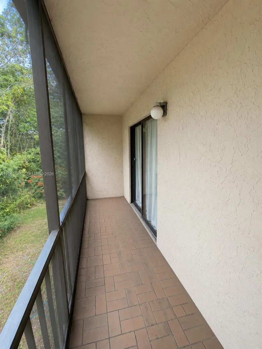633 University Dr #14 Plantation, FL 33324