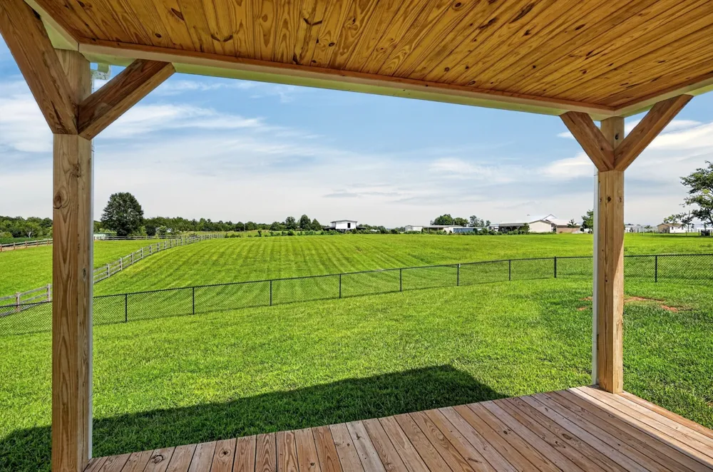 102 Castle St McMinnville, TN 37110