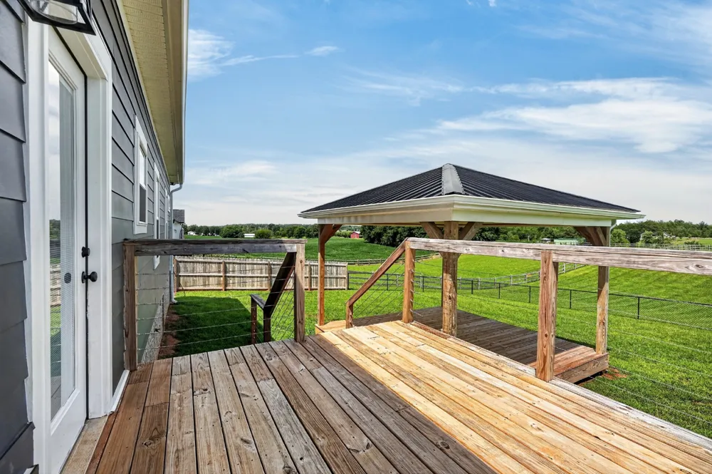 102 Castle St McMinnville, TN 37110