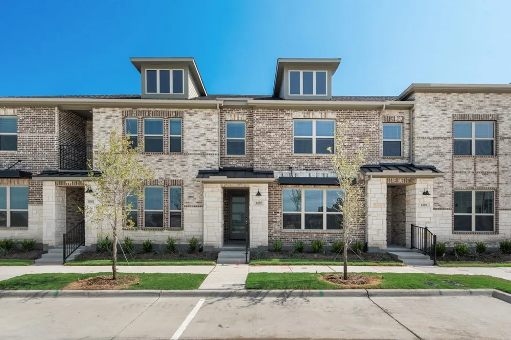 8305 Bayside Drive Rowlett, TX 75088