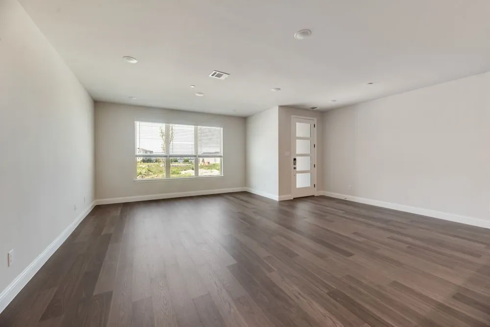 8305 Bayside Drive Rowlett, TX 75088