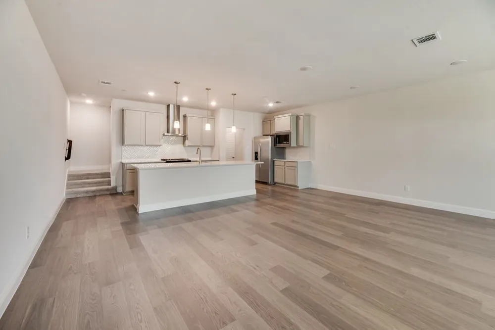8305 Bayside Drive Rowlett, TX 75088