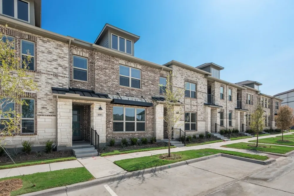 8305 Bayside Drive Rowlett, TX 75088