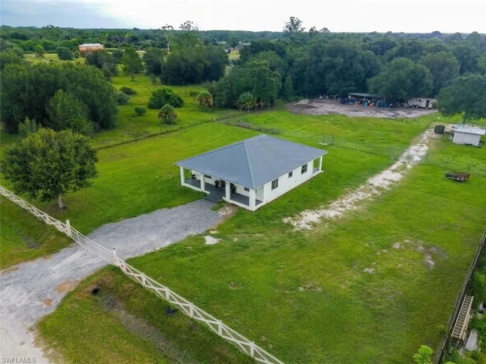 525 Granja Avenue Clewiston, FL 33440