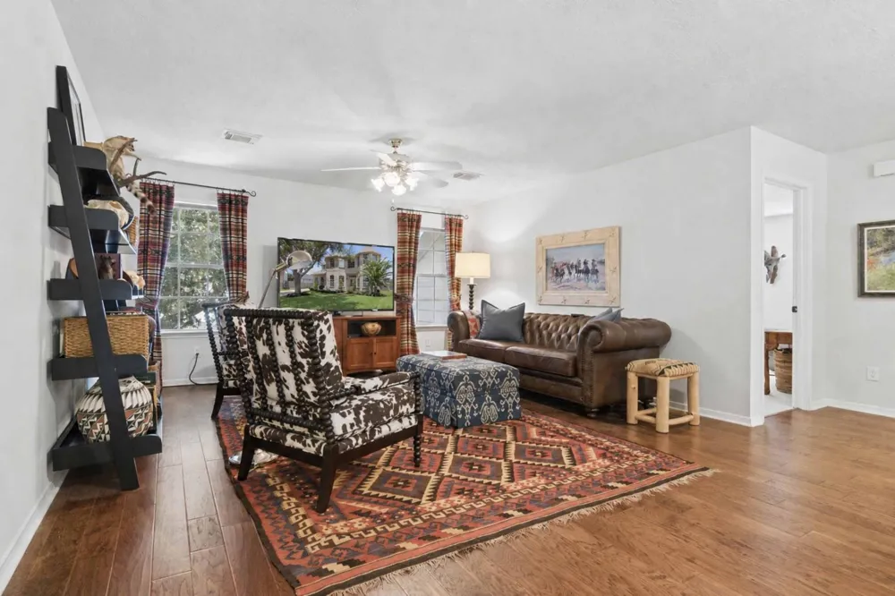 4306 Green Tree Court Pasadena, TX 77505