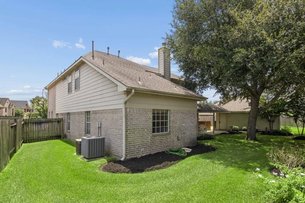 4306 Green Tree Court Pasadena, TX 77505