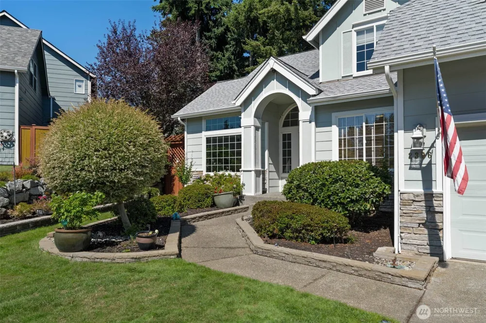 2396 S 280th Place Federal Way, WA 98003