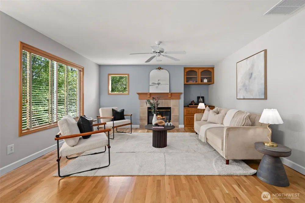 2396 S 280th Place Federal Way, WA 98003