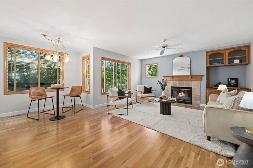 2396 S 280th Place Federal Way, WA 98003