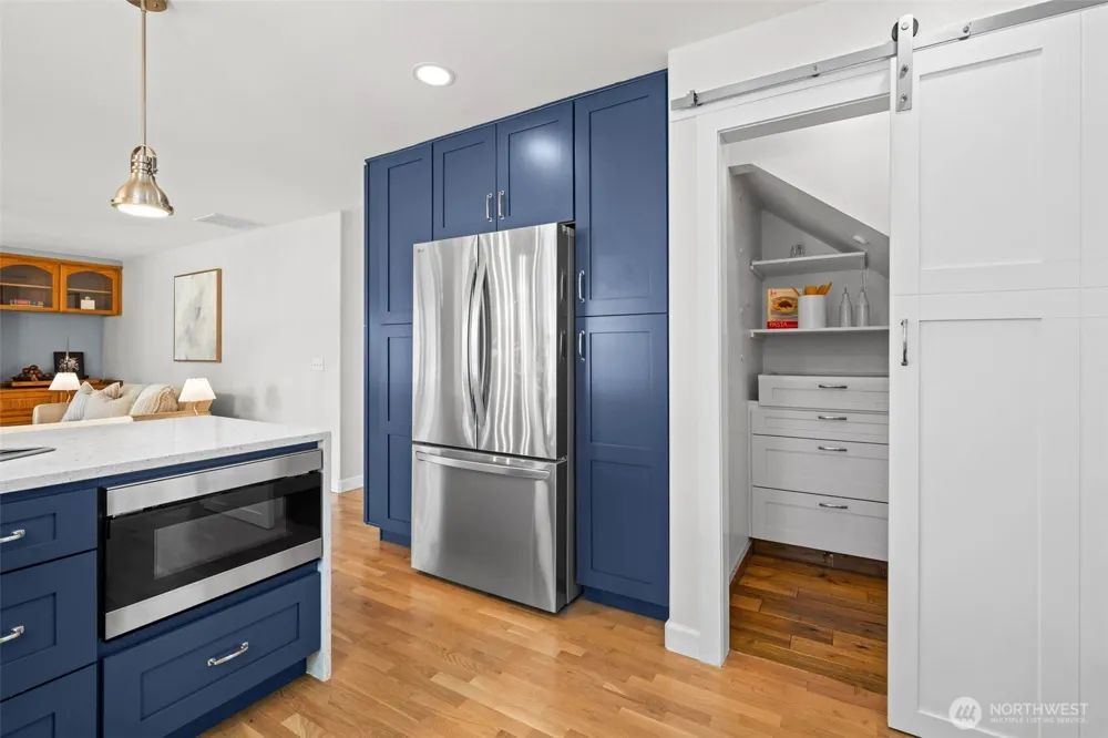 2396 S 280th Place Federal Way, WA 98003
