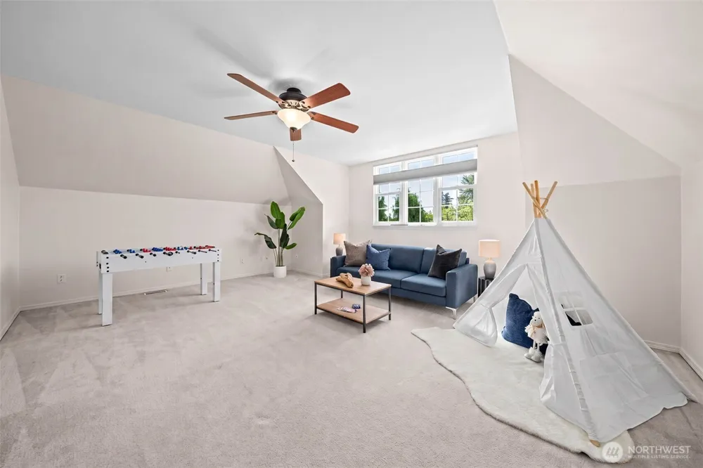 2396 S 280th Place Federal Way, WA 98003