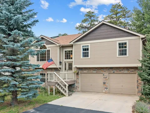 1635 Brook Court