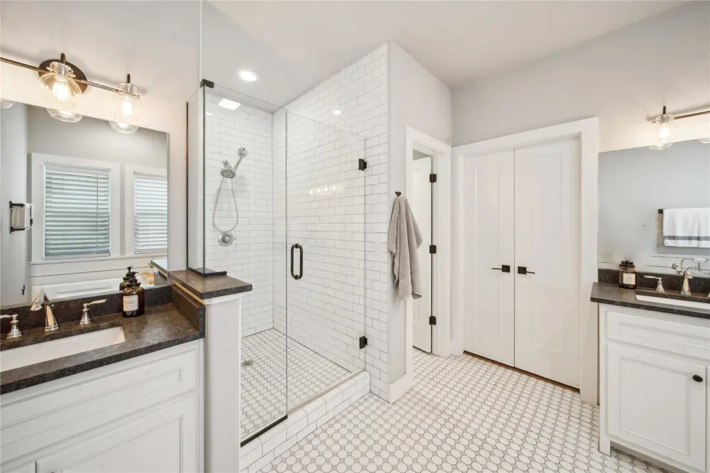 12914 S 28th Place Bixby, OK 74008