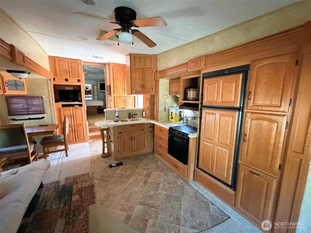2 Miles/Creston Road E Creston, WA 99117