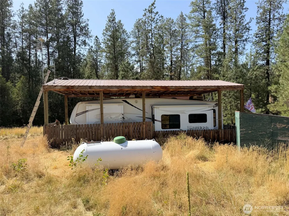 2 Miles/Creston Road E Creston, WA 99117