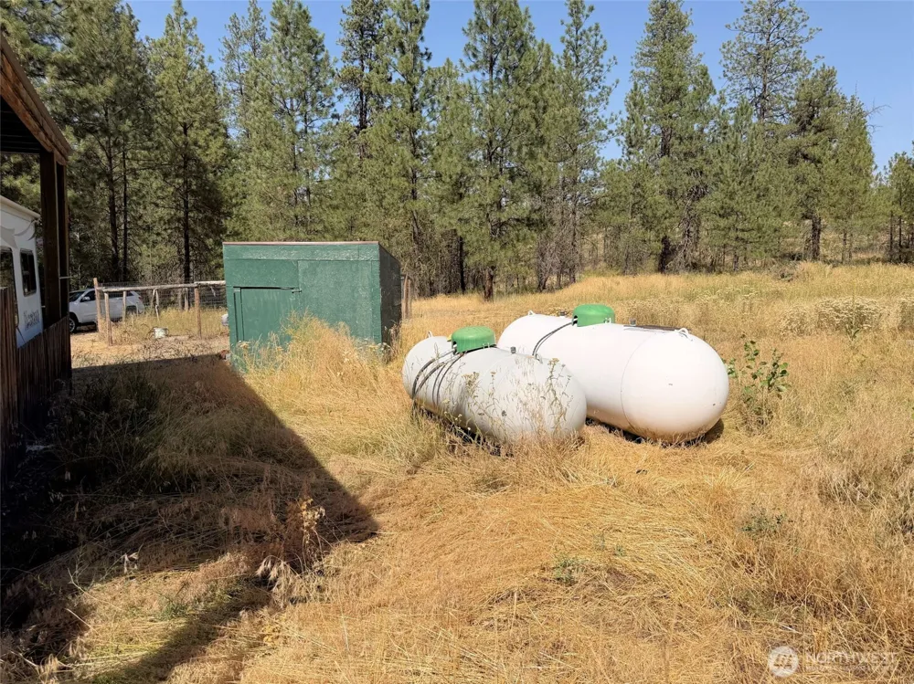 2 Miles/Creston Road E Creston, WA 99117