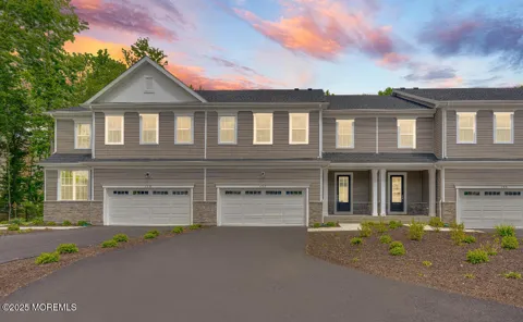 173 Woolley Court